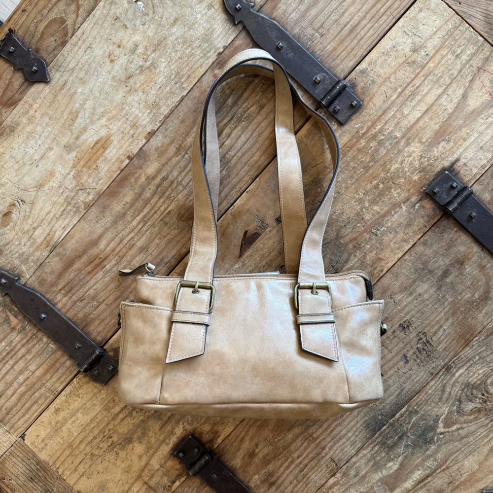VINTAGE SHOULDER BAG